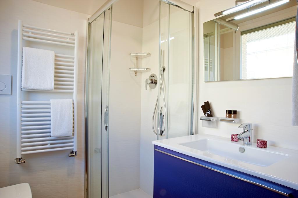 Hotel Ferro Di Cavallo ปาวุลโล เนล ฟริญาโน ห้อง รูปภาพ